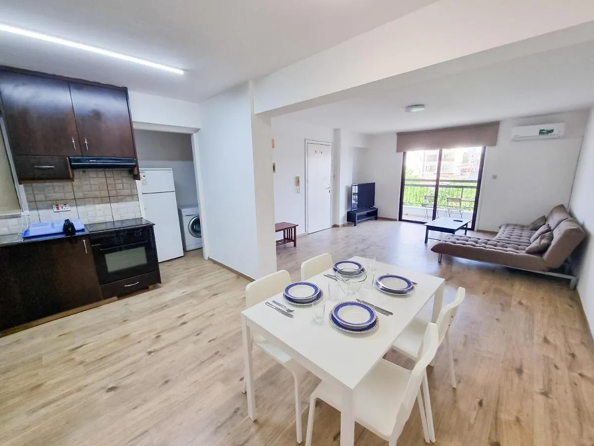 Home Sweet Home Apartment Larnaca